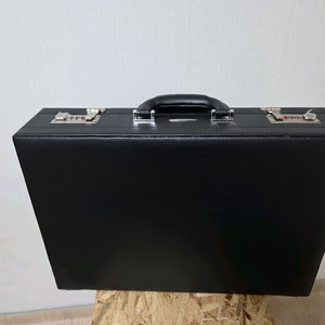 007 가방 팝니다. 이미지