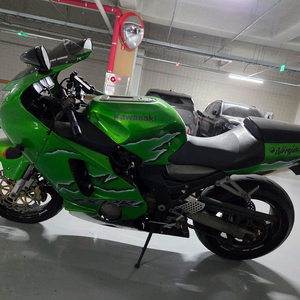 가와사키 닌자12R 이미지
