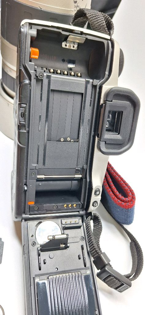 빈티지 필름카메라 풀세트/캐논 Eos kiss,탐론 70-300mm 망원렌즈,스트랩,가방/ 필카 사진 일본 감성 이미지