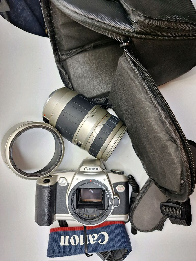 빈티지 필름카메라 풀세트/캐논 Eos kiss,탐론 70-300mm 망원렌즈,스트랩,가방/ 필카 사진 일본 감성 이미지
