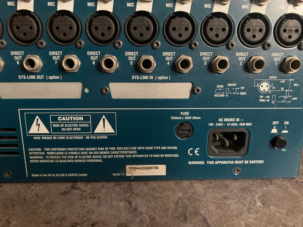 알렌히스 allen & heath MixWizard WZ 14:4:2 믹서(영국산) 이미지