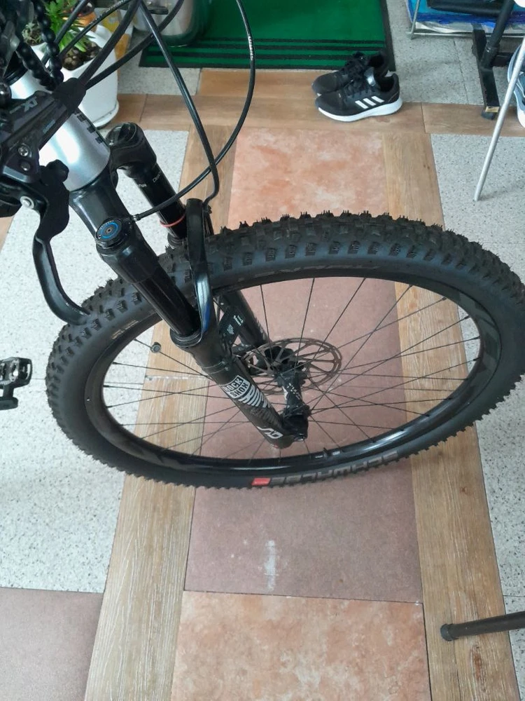 MTB 자이언트 자전거 이미지