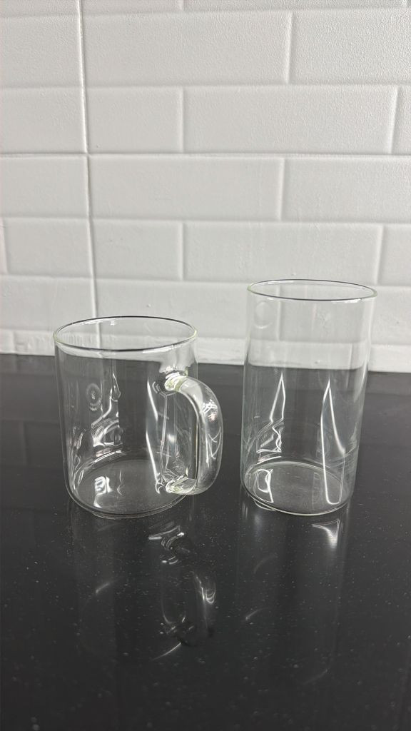 유리컵 접시 카페용품 집기류 이미지