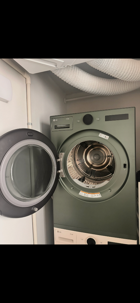 워시타워 세탁기+건조기 일체형 이미지