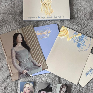 프로미스나인 Midnight Guest 앨범 이미지