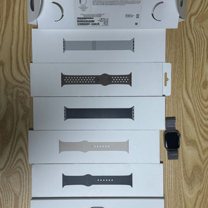 애플워치 8 스테인리스 실버 41mm 밀레니즈루프 + 정품 스트랩 4개 이미지