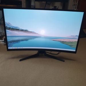크로스오버 CRONUS 278F 커브드 27인치 144Hz 게이밍 모니터 팝니다. 이미지