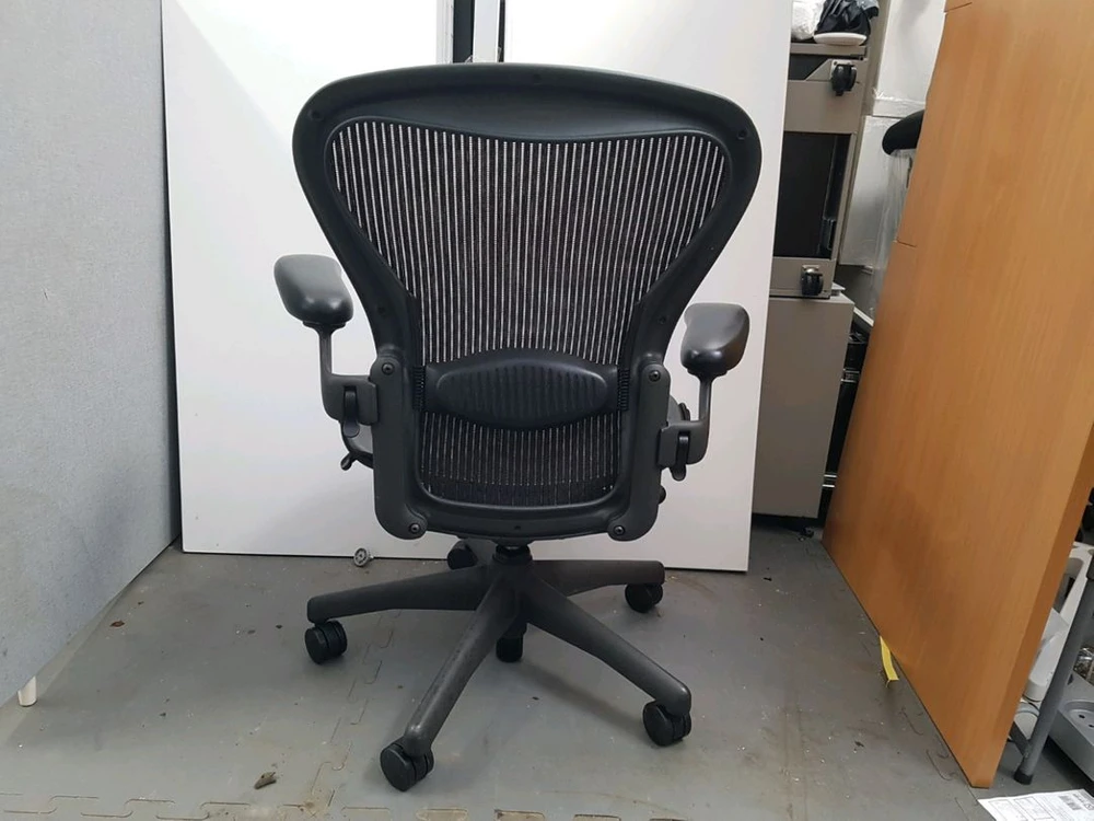 hermanmiller(허먼밀러) aeron(에어런)체어 이미지
