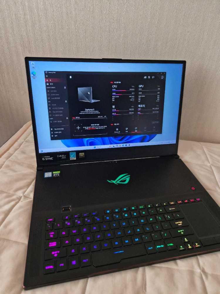 ASUS ROG 제피러스 GX701GW 게이밍 노트북 팝니다. 이미지