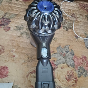 다이슨 SV09 무선청소기 이미지