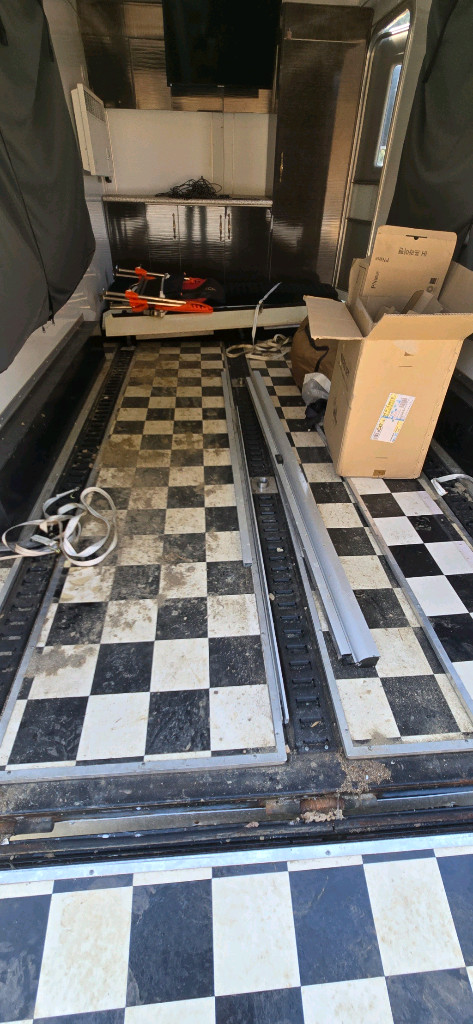 푸드 트럭 트레일러, 바이크운송,캠핑트레일러 이미지