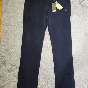 택부착 새상품 버버리런던 정품 네이비코튼 치노팬츠38 이미지