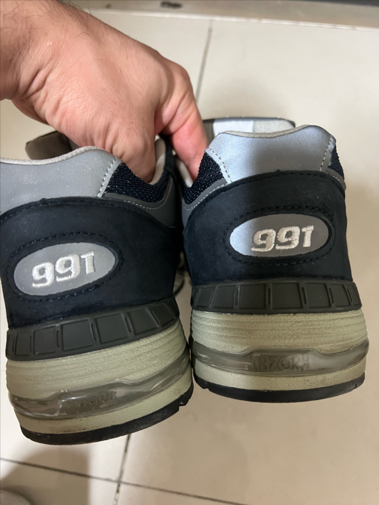 뉴발란스 991 메이드 인 UK 네이비 265 이미지