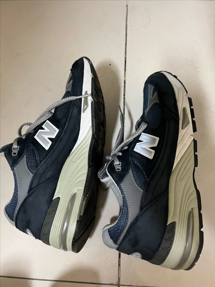 뉴발란스 991 메이드 인 UK 네이비 265 이미지