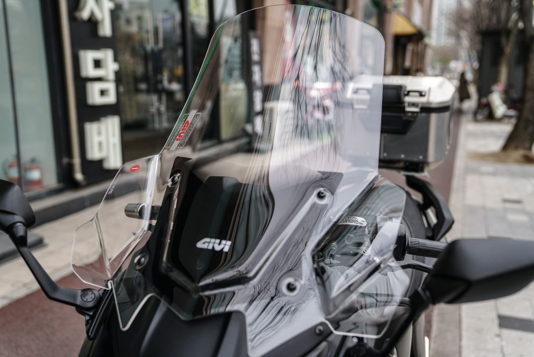 24년 티맥스560 1인소유 187XX 튜닝 A급관리 이미지