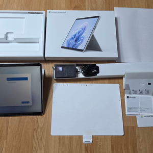 마이크로소프트 서피스 프로9 SQ3 RU8-00014 (5G) SSD 256GB 풀박스(신품급) 이미지