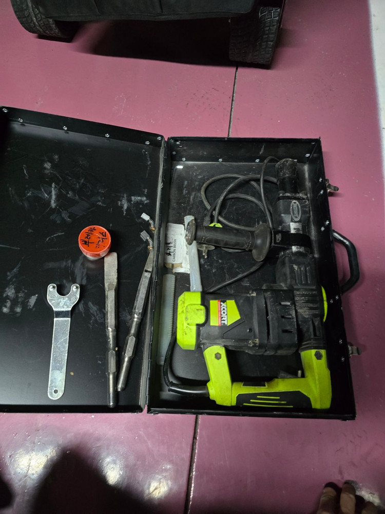 엑스코트 뿌레카 파괴해머 38뿌레카 + 함마다지기 +스크래퍼 200MM 이미지