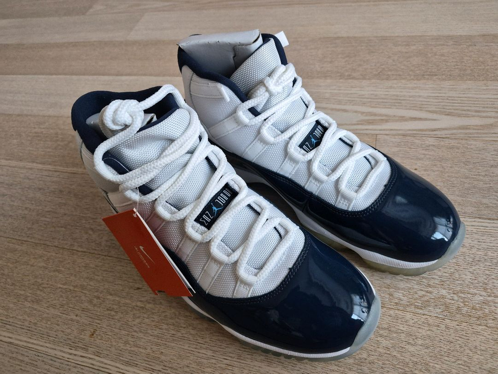 조던11 윈라이크82 270mm 세제품 이미지