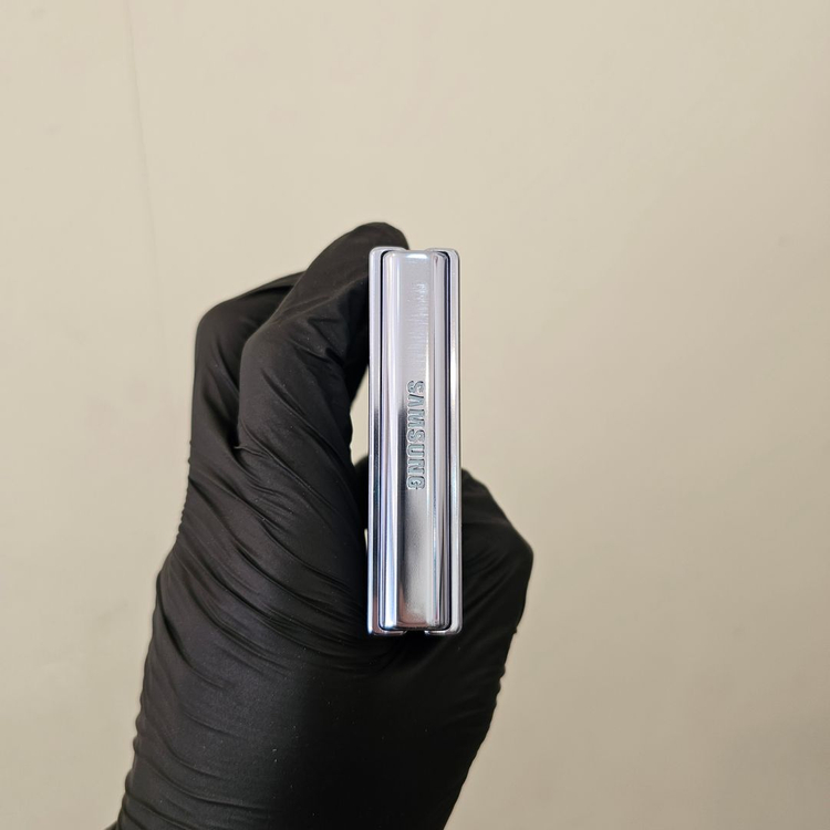 갤럭시Z플립4 256기가 블루 (무잔상) / 0320 이미지