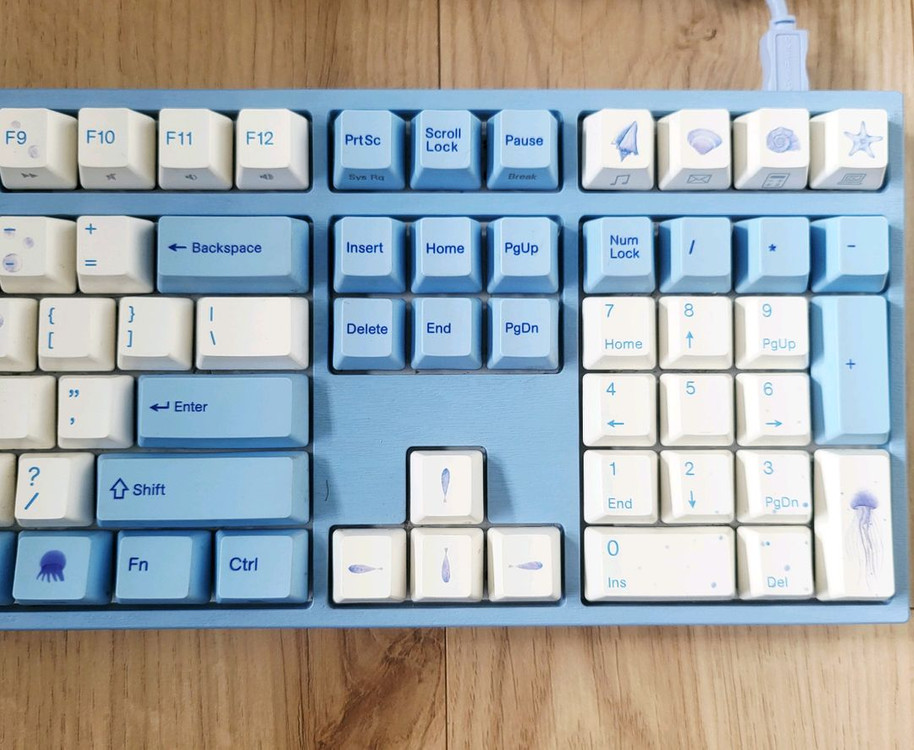 VARMILO VA108M V2 SEA MELODY PBT 염료승화 고래 한글 (저소음 적축)키보드 팝니다 이미지
