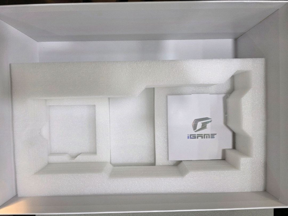 컬러풀 아이게임 4070TI SUPER 용칸 판매 이미지