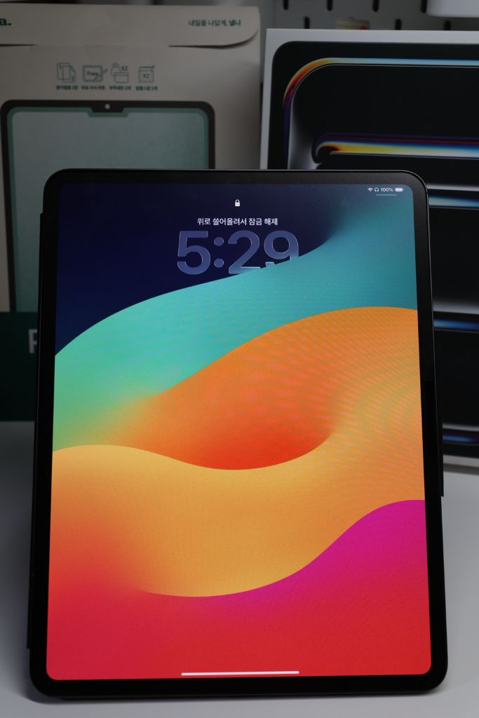 아이패드 프로 13 m4 wifi 256, 애플펜슬 프로, 피타카케이스 이미지