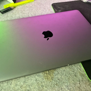 맥북프로 m1 2020 256 / 8 이미지