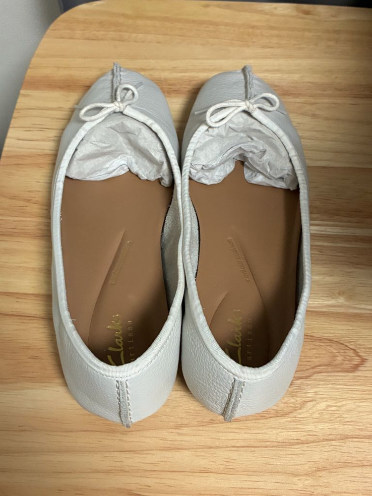 클락스 프레클 아이스 플랫슈즈 발레리나 슈즈(화이트,uk4사이즈) 이미지