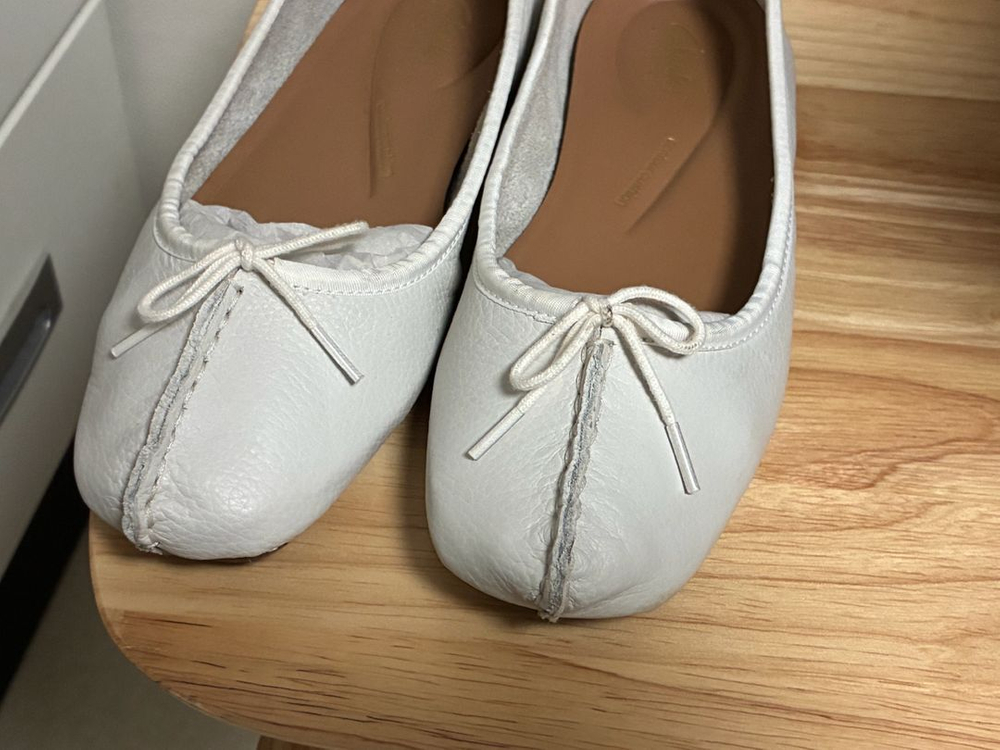 클락스 프레클 아이스 플랫슈즈 발레리나 슈즈(화이트,uk4사이즈) 이미지
