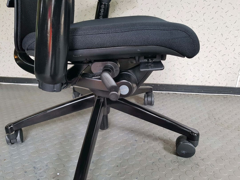 수입명품의자 하워스 조디 헤드레스트체어 이미지