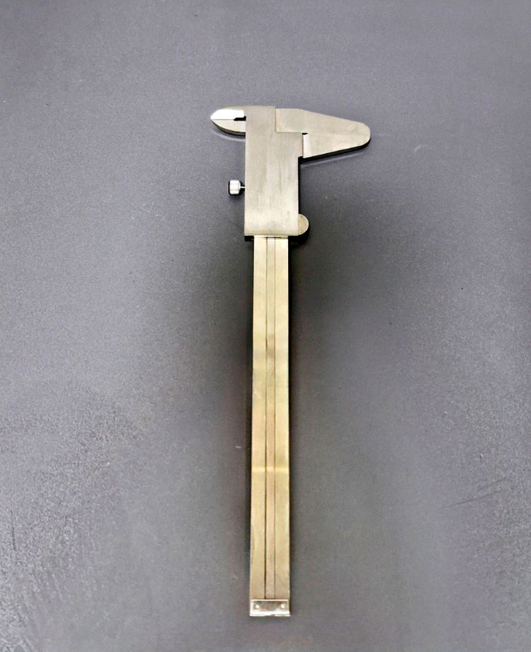 미쓰도요 버니어 캘리퍼스 150mm 이미지