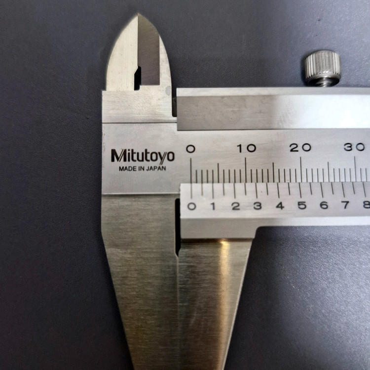 미쓰도요 버니어 캘리퍼스 150mm 이미지