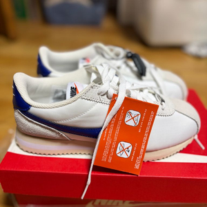 나이키 코르테즈 (새상품) 이미지