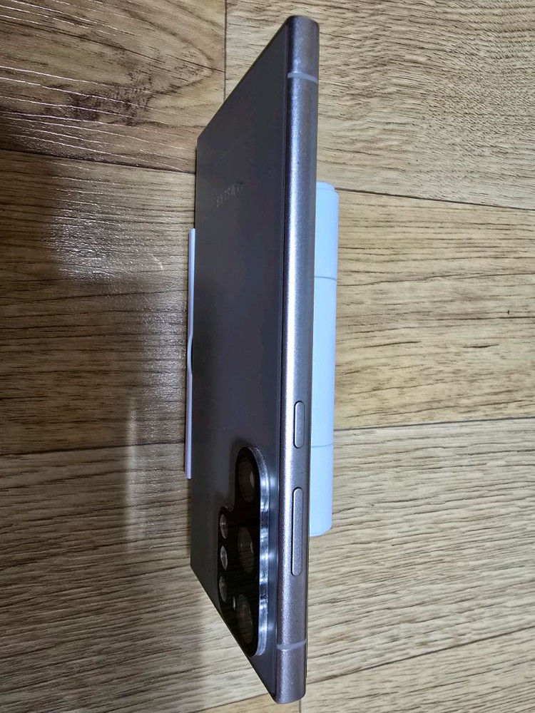 갤럭시 S24 울트라 삼성센터 액정수리 S급 256G 이미지