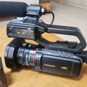 파나소닉 4K 캠코더 HC-X1500 판매합니다 이미지