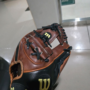 윌슨 A2K 야구 내야 글러브 이미지
