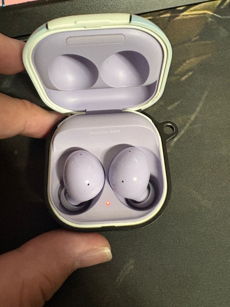 갤럭시 탭 S7FE 128GB+버즈 같이 판매 이미지