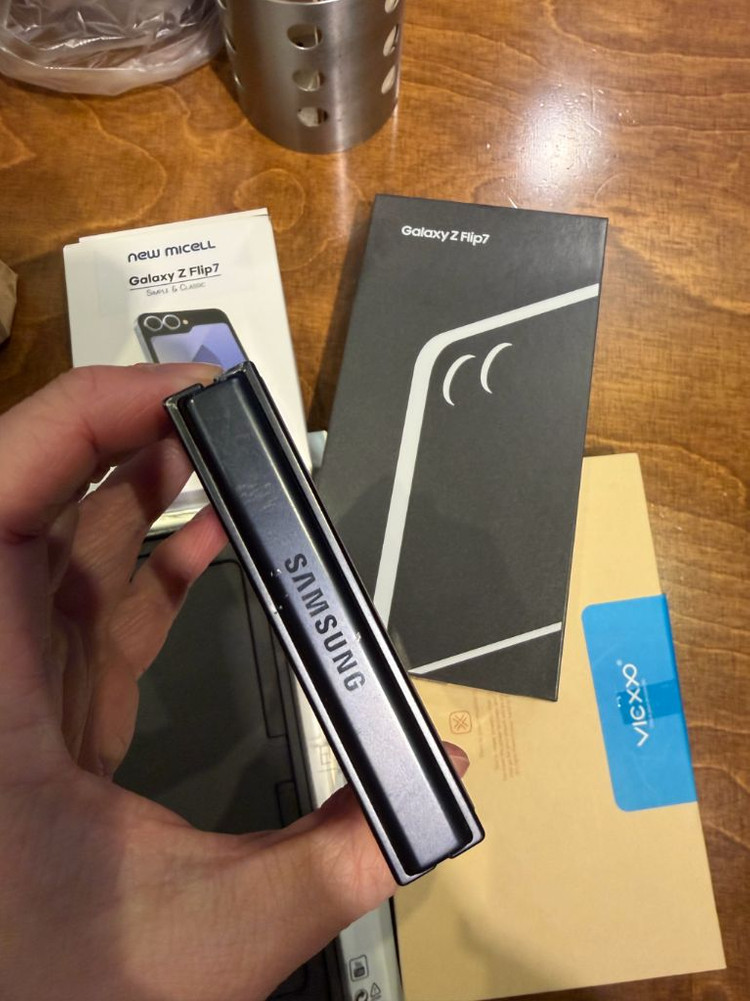 갤럭시Z플립7 512G+추가Full 이미지
