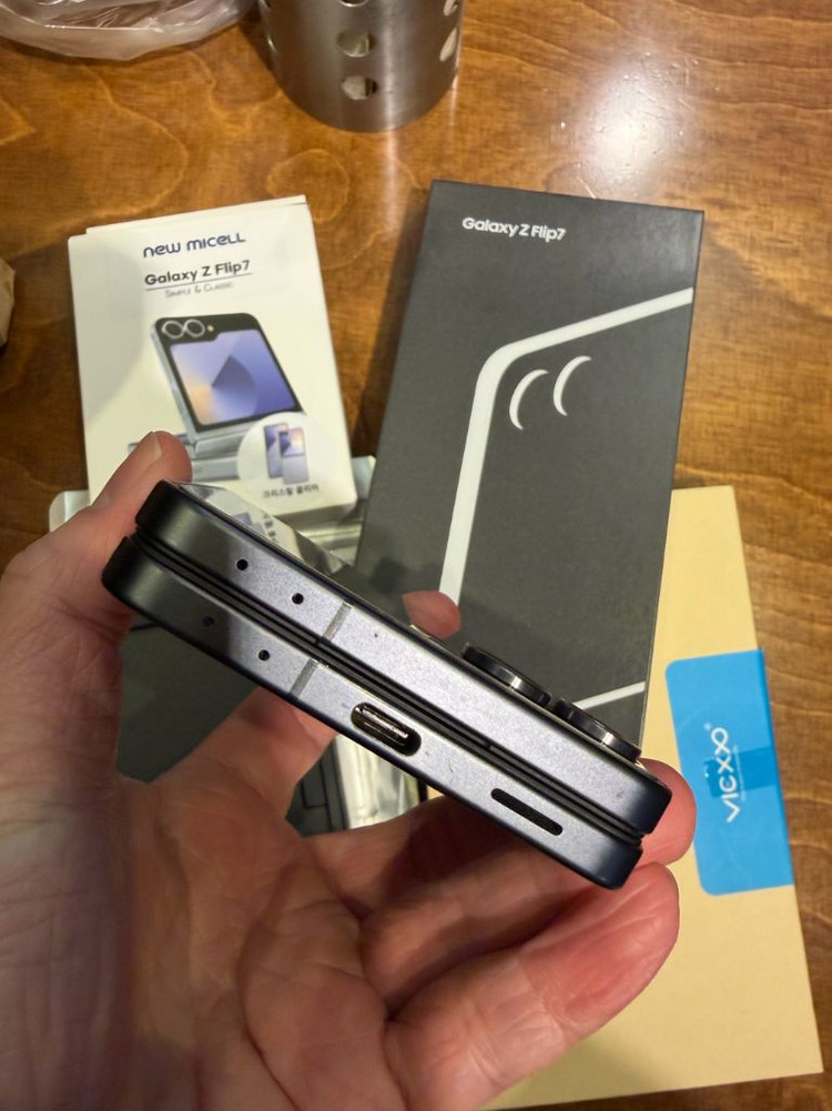 갤럭시Z플립7 512G+추가Full 이미지