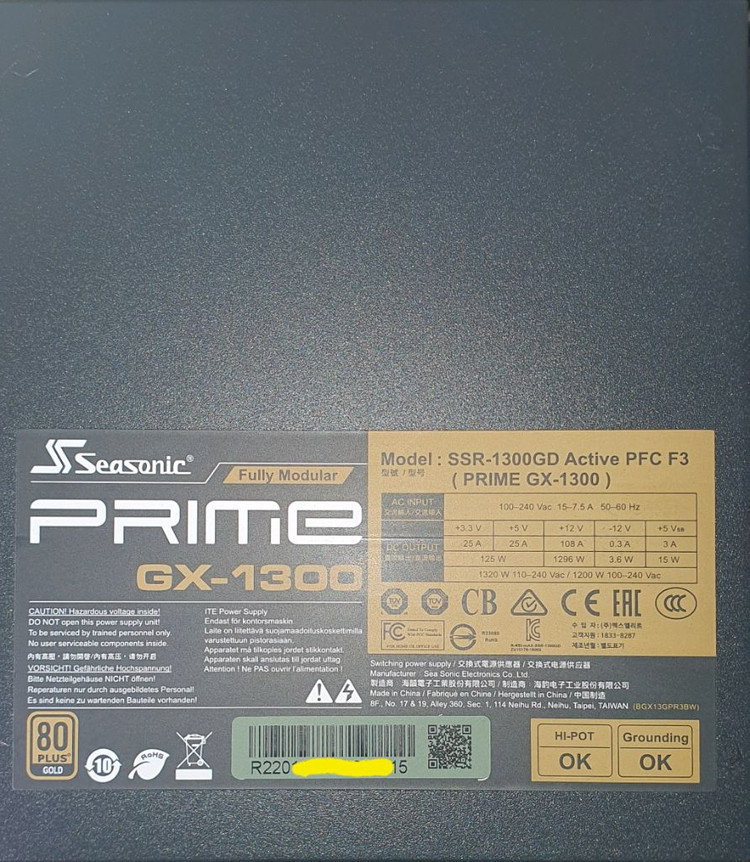 Seasonic Prime GX-1300 풀모듈러 파워 서플라이입니다. 이미지