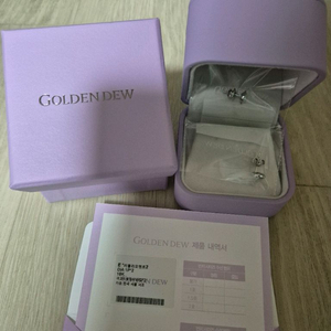 골든듀 러블리모멘트 귀걸이 이미지