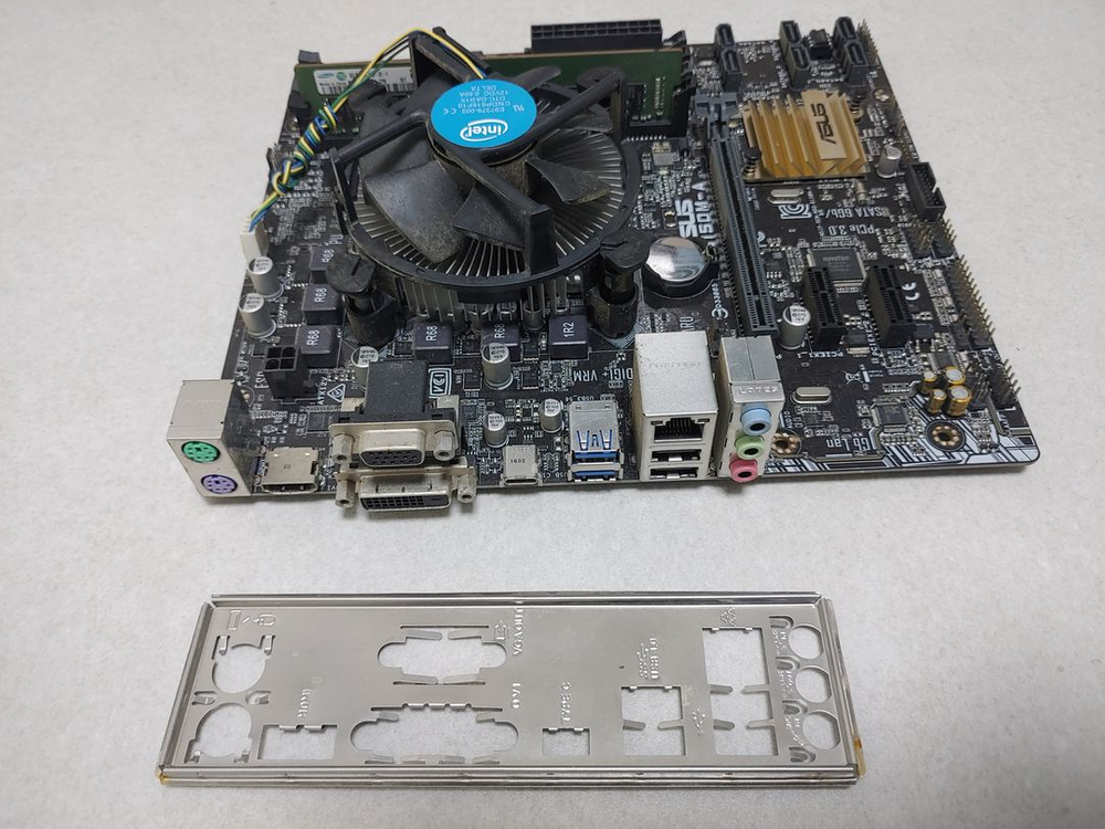 PC부품 ( CPU: i5-6400 , 램 8G , 보드: ASUS B150M-A ) 이미지