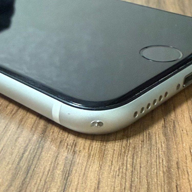 아이폰 SE2 화이트 128GB 이미지