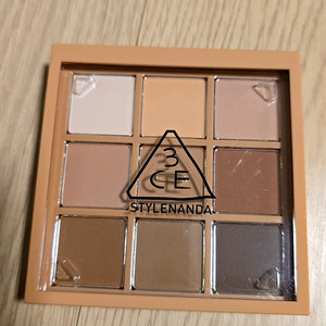 3ce멀티 아이 컬러 팔레트 스무더 이미지