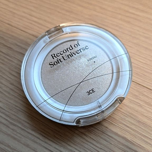 3ce 다이아몬드 스트로빙 하이라이터 이미지