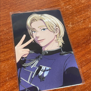 플레이브 노아 위버스콘 포카 이미지