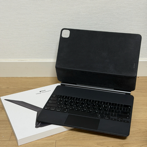 아이패드 프로 3~6세대 12.9인치 M2에어 13인치용 매직키보드 블랙 이미지