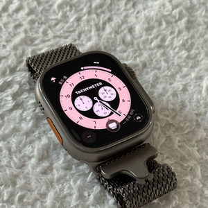 애플워치 울트라 2세대 티타늄 이미지