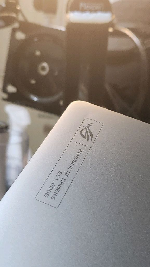 ASUS 2024 제피러스g16 rtx4070 1tb. 32g 울트라 코어9 노트북 팝니다. 이미지