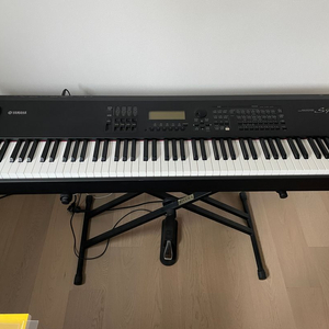 야마하 S90 신디사이저 이미지